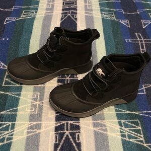 Sorel Boots 7.5